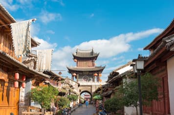 22791 ทัวร์จีน วัน 5 คืน 2UKMG-MU003 ภูเขาหิมะมังกรหยก เมืองโบราณต้าหลี่ ทะเลสาบเอ๋อไห่ วัดหยวนทง 6 บิน China Eastern Airlines