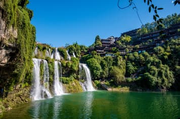 22950 ทัวร์จีน วัน 5 คืน 2UCSX-SL002 เมืองโบราณฝูหรงเจิ้น ป่าหินซัวปู้หยา สวนเซียนซานก้งสุย 6 บิน Thai Lion Air