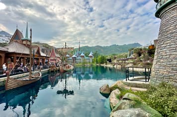 23016 ทัวร์ฮ่องกง วัน 2 คืน ZGHKG-2612HX นั่งกระเช้านองปิง รีพัสส์เบย์ วิคตอเรียพีค ดิสนีย์แลนด์ 4 บิน Hong Kong Airlines