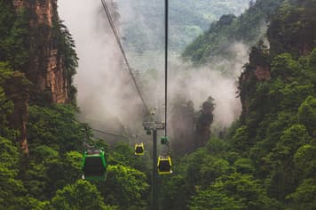 23110 ทัวร์จีน วัน 4 คืน ZGYIH-26059H หมู่บ้านวัฒนธรรมซานเสีย ล่องเรือชมทัศนียภาพช่องเขาซานเสีย ชมการแสดงทางวัฒนธรรมชนเผ่าถู่เจีย 5 บิน Air Changan