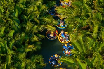 23274 ทัวร์เวียดนาม วัน 3 คืน PV-HIGHLIGHTS-EK หมู่บ้านแกะสลักหินอ่อน หมู่บ้านกั๊มทาน วัดหลินอึ๋ง บานาฮิลล์ 4 บิน Emirates Airline