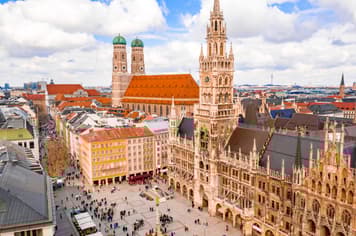 23304 ทัวร์ยุโรป วัน 5 คืน EEK159 ปราสาทปราก สวนมิราเมล ล่องเรือแม่น้ำดานูบ 8 บิน Emirates Airline