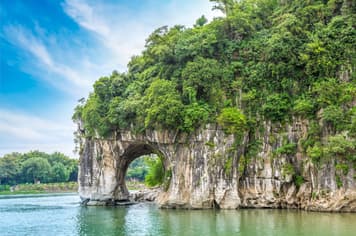 23358 ทัวร์จีน วัน 4 คืน 2UKWL-VZ003 เมืองโบราณชิงหย่วน หมู่บ้านแม้วซีเจียง เขาหรูอี้ (ผ่อน 0%) 5 บิน ไทยเวียตเจ็ท