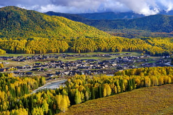 23602 ทัวร์จีน วัน 4 คืน ZGURC-2606UQ ทะเลสาบอูลูกุนหู อุทยานคานาสือ ถนนคนเดินตาปาจา 6 บิน Urumqi Air