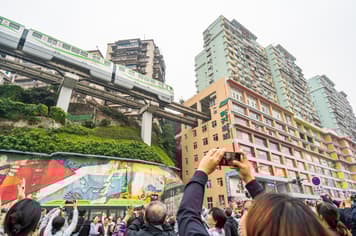 23881 ทัวร์จีน วัน 4 คืน GO1CNXCKG-PN010 ถ้ำเถิงหลง ล่องเรือมังกรแม่น้ำก้งสุ่ย ถนนคนเดิยเจี้ยฟางเป่ย 5 บิน West Air