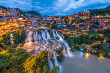 24296 ทัวร์จีน วัน 4 คืน CFDDYG2  ฝูหรงเจิ้น บูเอ๋อร์เหมิน พิพิธภัณฑ์ภาพวาดทราย 5 บิน Thai AirAsia