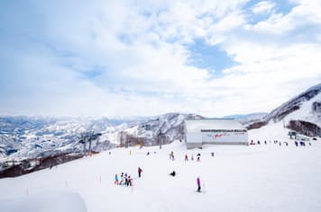25798 ทัวร์ญี่ปุ่น วัน 3 คืน คาวาโกเอะ เก็บสตรอว์เบอร์รี่สดๆ GALA YUZAWA SNOW RESORT 5 บิน ไทยแอร์เอเชียเอกซ์