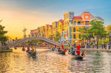 26860 ทัวร์เวียดนาม วัน 2 คืน หมู่บ้านเวนิส เกาะฮอนเทิม สวนสนุกและสวนน้ำอควาโทเปีย 3 บิน Sun phu quoc airways