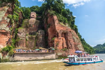 27565 ทัวร์จีน วัน 4 คืน ล่องเรือชมหลวงพ่อโตเล่อซาน ภูเขาหิมะวูวา เมืองโบราณหลี่จวง อุทยานทะเลหินซิงเหวิน 6 บิน Sichuan Airlines