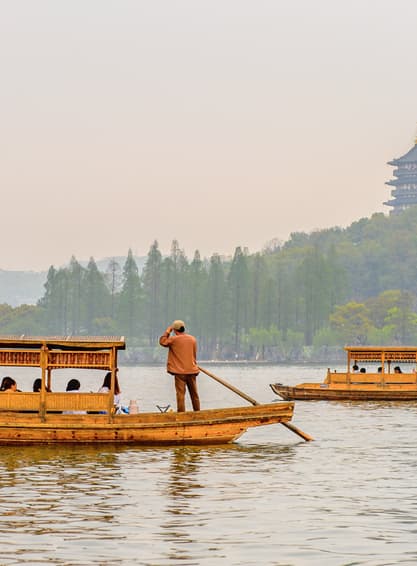 ทัวรจีน เซี่ยงไฮ้ 6 วัน 4 คืน SPHZ-CN5 ทะเลสาบซีหู อุโมงค์เลเซอร์ อาคารพันต้นไม้ หมู่บ้านโบราณเย่เหอ บิน SL (DMK)