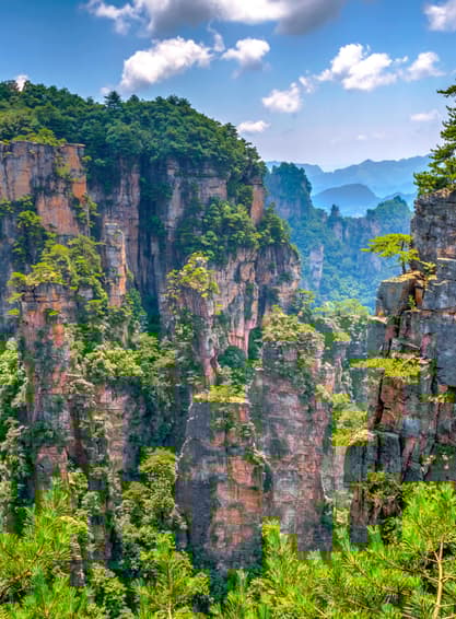 ทัวร์จีน จางเจียเจี้ย 6 วัน 5 คืน เมืองโบราณฟูหรงเจิ้น ภูเขา 7 ดาว Ice&Snow World บิน SL (DMK)