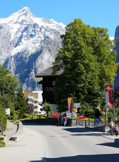 ทัวร์ยุโรปตะวันตก 9 วัน 6 คืน มหัศจรรย์...สวิตเซอร์แลนด์ อิตาลี พิชิต 2 ยอดเขา ช้อปปิ้งมิลาน (BKK)