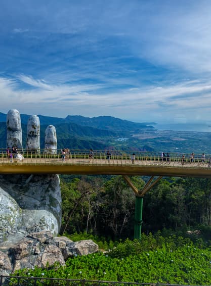 ทัวร์เวียดนาม ดานัง เว้ ฮอยอัน 4 วัน 3 คืน CVZD16 สะพานแห่งความรัก สะพานมังกรพ่นไฟ วัดหลิงอิ๋ง หมู่บ้านแกะสลักหินอ่อน บิน VZ (BKK)