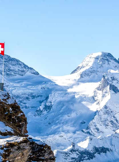 ทัวร์สวิส 8 วัน 5 คืน บิน SEK143 ยอดเขาจุงเฟรา หมู่บ้านมูร์เริน น้ำตกไรน์ EK (BKK)