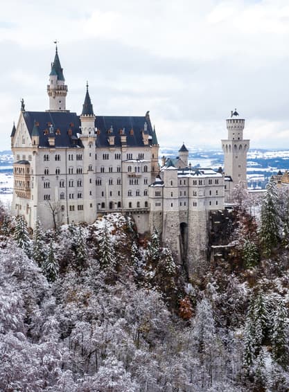 ทัวร์เยอรมัน ออสเตรีย สโลวาเกีย ฮังการี 8 วัน 5 คืน EEK149 ปราสาทนอยชวานสไตน์ เชสกี้ ครุมลอฟ ปราสามครุมลอฟ ล่องเรือแม่น้ำดานูบ บิน EK (BKK)