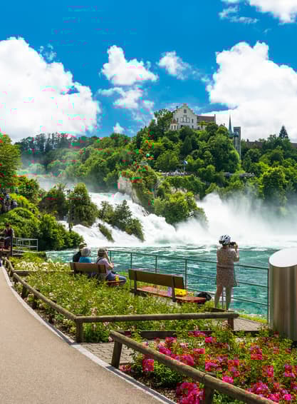 ทัวร์ยุโรป อิตาลี สวิส 7 วัน 4 คืน ZGZRH-2603SQ น้ำตกไรน์ ปราสาทชิลยอง มหาวิหารแห่งเมืองมิลาน ล่องเรือทะเลสาบโคโม บิน SQ (BKK)