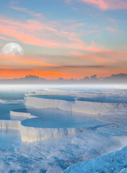 ทัวร์ตุรกี ตุรกี 9 วัน 7 คืน PV-TURTK-04 ทะเลสาบเกลือ หุบเขาเดฟเรนท์ หุบเขาอุชิซาร์ หุบเขาเกอเรเม่ บิน TK (BKK)