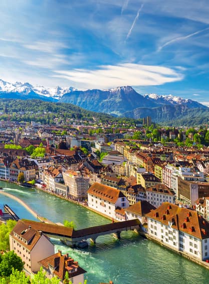 ทัวร์ยุโรป สวิส 8 วัน 6 คืน PEU-ZRH01-WY มหาวิหารกลอสมุสเตอร์ ยอดเขาริกิ Vitznau ล่องเรือทะเลสาบลูเซิร์น บิน WY (BKK)