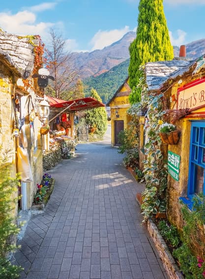 ทัวร์ญี่ปุ่น ฟูกุโอกะ 6 วัน 4 คืน JPL-FUK-01 เทศกาลประดับไฟหมู่บ้านฮอลแลนด์ สวนดอกไม้ริมทะเลอุมิโนะนาคามิจิ ล่องเรือชมวิวเมืองยะนะกาวะ ไร่สตรอว์เบอร์รี่ บิน FD (DMK)