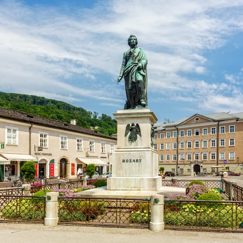 อนุสาวรีย์ของโมสาร์ท