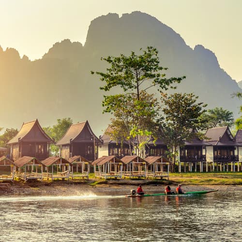 ล่องเรือแม่นํ้าซอง