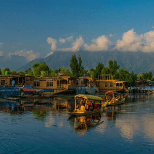 ล่องเรือซิคาร่า