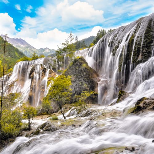 น้ำตกนั่วรื่อหลาง