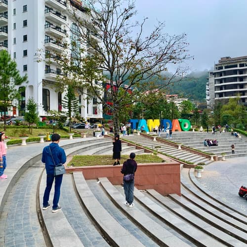 ตามด๋าว ไทม์สแควร์