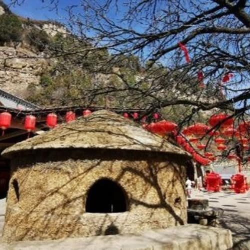 หมู่บ้านถาร์เอ๋อป๋อ 