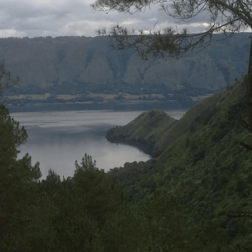 เดอะคัลเดราโทบาโนมาดิคเอสเคป 