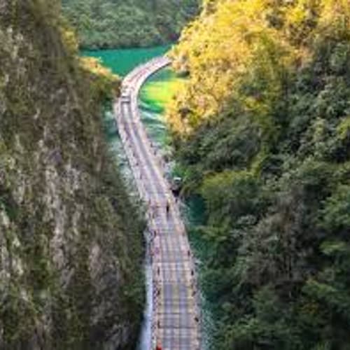 สะพานลอยน้ำซือจื่อกวาน