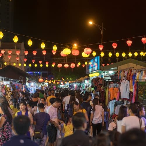 ตลาดกลางคืน ตามด๋าว