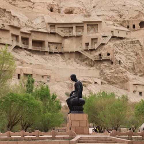 ถ้ำพระพุทธรูปพันองค์