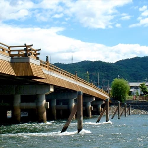 สะพานอุจิ