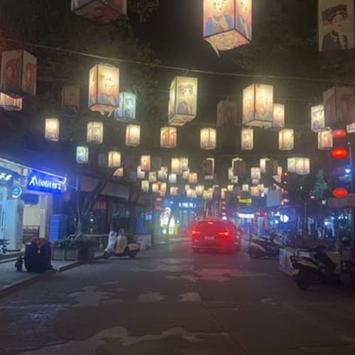 ถนนคนเดินเมืองโบราณลี่โป