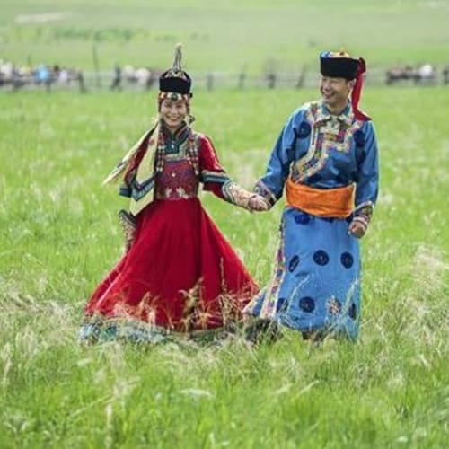 พิธีต้อนรับแขกสไตล์มองโกล + สวมใส่ชุดมองโกล