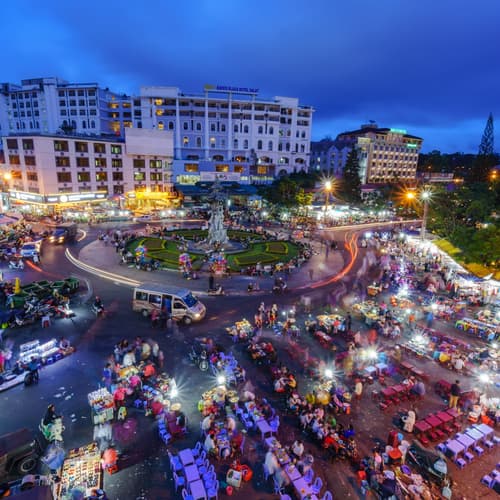 ตลาดดาลัดไนท์มาร์เก็ต 