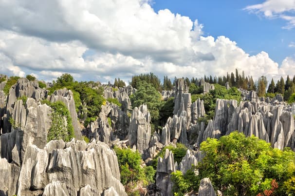 ทัวร์จีน คุนหมิง กุ้ยโจว อี้เหลียง หมี่เลอ 6 วัน 5 คืน BT-KMG45_KY อุทยานเฟิงหลิงปู้อี ทุ่งดอกซากุระอี้เหลียง บิน KY (BKK)