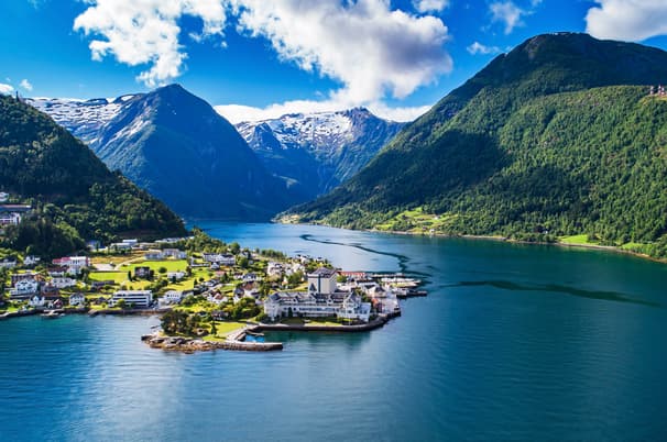 ทัวร์สแกนดิเนเวีย สวีเดน นอร์เวย์ เดนมาร์ก 10 วัน 7 คืน ล่องเรือ DFDS ล่องเรือชมซองฟยอร์ด บิน VZ (BKK)
