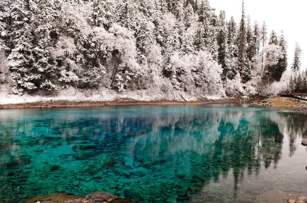 ทัวร์จีน เฉิงตู จิ่วจ้ายโกว 6 วัน 5 คืน BT-CNXTFU51_EU ภูเขาสี่ดรุณี ชวงเฉียวโกว ต๋ากู่ปิงชวน บิน EU (CNX)