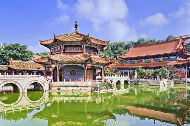 ทัวร์จีน คุนหมิง 5 วัน 4 คืน WDKMG006 ภูเขาหิมะมังกรหยก ทะเลสาบไป๋สุ่ยเหอ วัดเจ้าแม่กวนอิม สระมังกรดำ บิน KY (BKK)