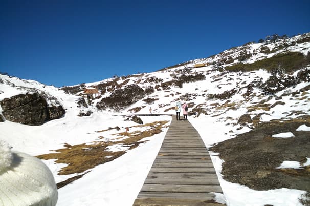 ทัวร์จีน คุนหมิง 4 วัน 3คืน 2UKMG-KY001 ภูเขาหิมะเจี้ยวจื่อ สวนน้ำตกคุนหมิง หนานผิงเจีย สวนลาวหยูเหอ บิน KY (BKK)