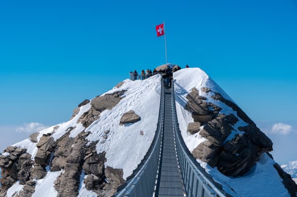 ทัวร์ยุโรป อิตาลี สวิส 7 วัน 4 คืน GO3MXP-EK026 มหาวิหารดูโอโม่ ทะเลสาบโคโม่ ถ้ำน้ำแข็ง สะพานไม้ชาเปล บิน EK (BKK)