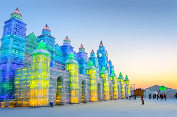 ่ทัวร์จีน ฮาร์บิน 5 วัน 4 คืน CXJ891 หมู่บ้านหิมะ หมู่บ้านหยงอัน รูปปั้นตุ๊กตาหิมะยักษ์ เทศกาลแกะสลักน้ำแข็ง บิน CZ (DMK)