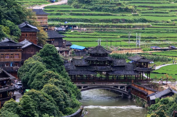 ทัวร์จีน หนานหนิง 6 วัน 5 คืน 2UNNG-9C002 น้ำตกเต๋อเทียน เมืองโบราณเซียสือ สวนดอกซากุระผิงปา บิน 9C (BKK)