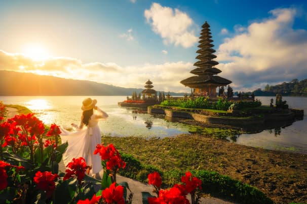 ทัวร์อินโด บาหลี 5 วัน 4 คืน SPHZ-B25 ภูเขาไฟโบรโม่ หมู่บ้านโปรง วัดอูลันดานู วิหารอูลูวาตู บิน SL (DMK)