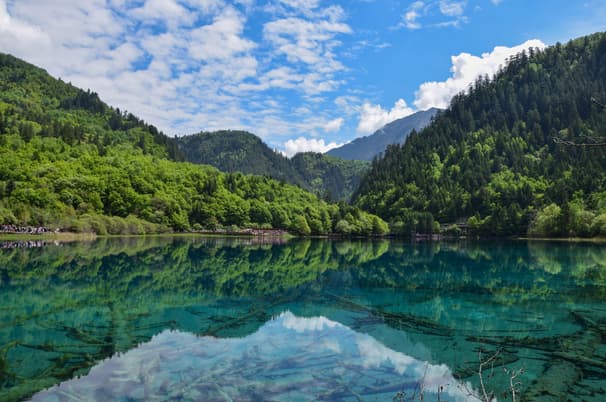 ทัวร์จีน เฉิงตู จิ่วจ้ายโกว 6 วัน 5 คืน T2G-TFU08TG อุทยานจิ่วจ้ายโกว อุทยานหวงหลง ถนนคนเดินจินหลี่ เมืองเก่าซงพาน บิน TG (BKK)\