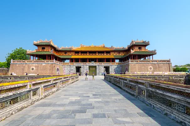 ทัวร์เวียดนาม เว้ ดานัง ฮอยอัน  4 วัน 3 คืน VFD688 เที่ยวบานาฮิลล์ นั่งเรือกระด้ง นั่งสามล้อชมเมืองเว้ บิน FD (DMK)