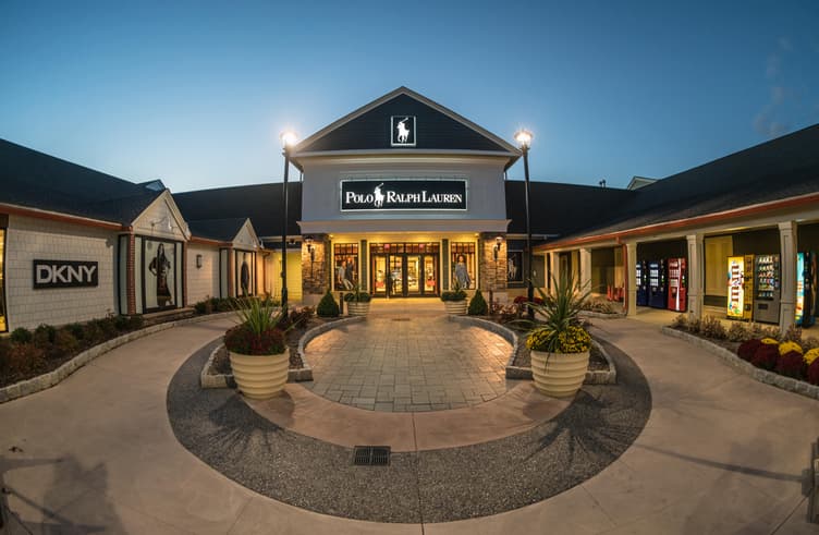 วูดเบอร์รี่ เอาท์เลท