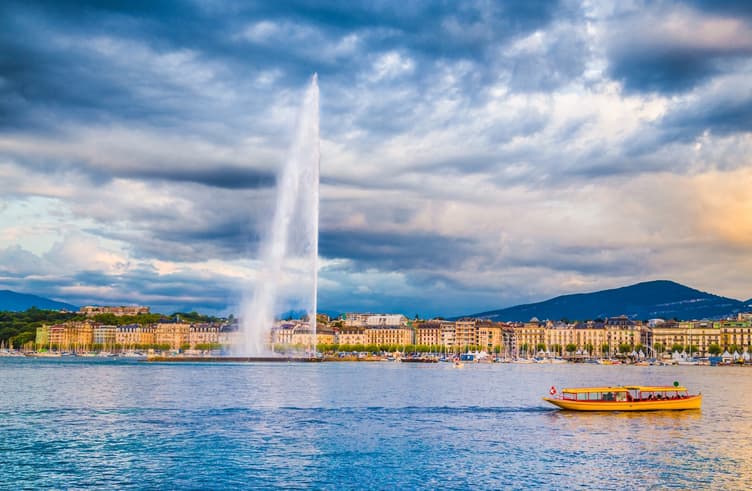 น้ำพุจรวด